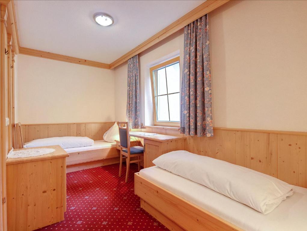 Sagritzerwirt Hotel โกรสเคียร์ชไฮม์ ภายนอก รูปภาพ