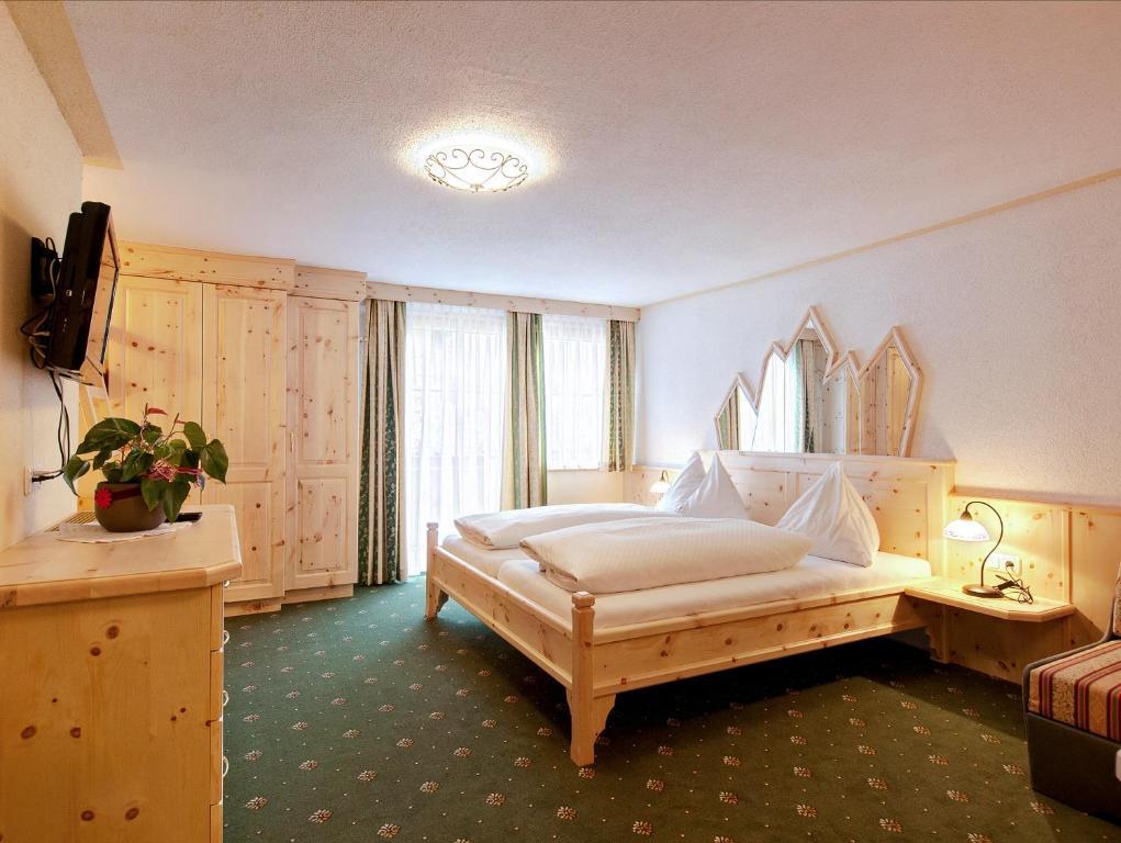 Sagritzerwirt Hotel โกรสเคียร์ชไฮม์ ภายนอก รูปภาพ