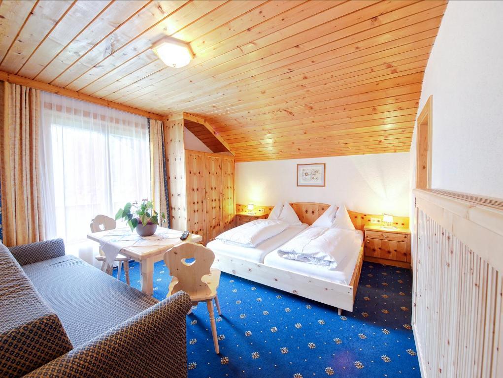 Sagritzerwirt Hotel โกรสเคียร์ชไฮม์ ภายนอก รูปภาพ