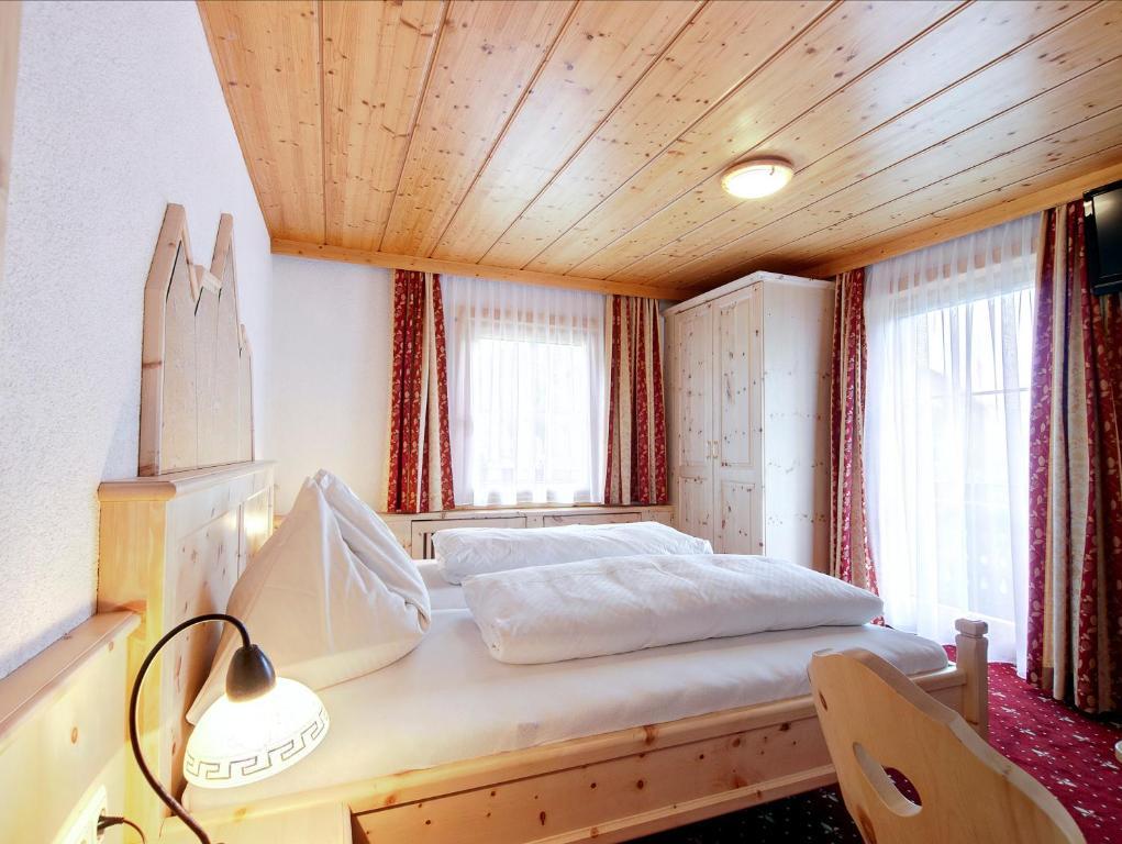 Sagritzerwirt Hotel โกรสเคียร์ชไฮม์ ภายนอก รูปภาพ